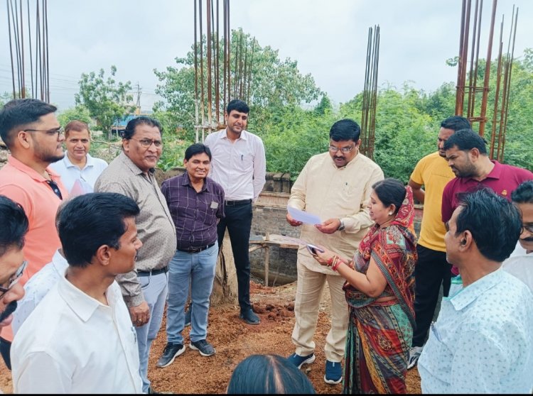 विकास कार्यों का विधायक गजेन्द्र यादव ने किया निरिक्षण,गुणवत्ता के साथ कार्य में तेजी लाने के दिए निर्देश