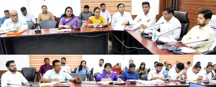 पावरग्रिड प्रभावित किसानों को मुआवजा राशि का कराएं भुगतान: कलेक्टर अभिजीत सिंह