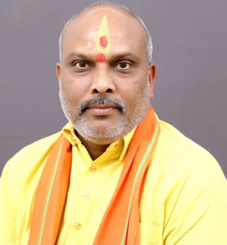 दुर्ग ग्रामीण विधायक ललित चंद्राकर ने किसानों के नामांतरण, बी-1 खसरा, फौती समस्याओं के त्वरित निराकरण करने कलेक्टर को दिया निर्देश