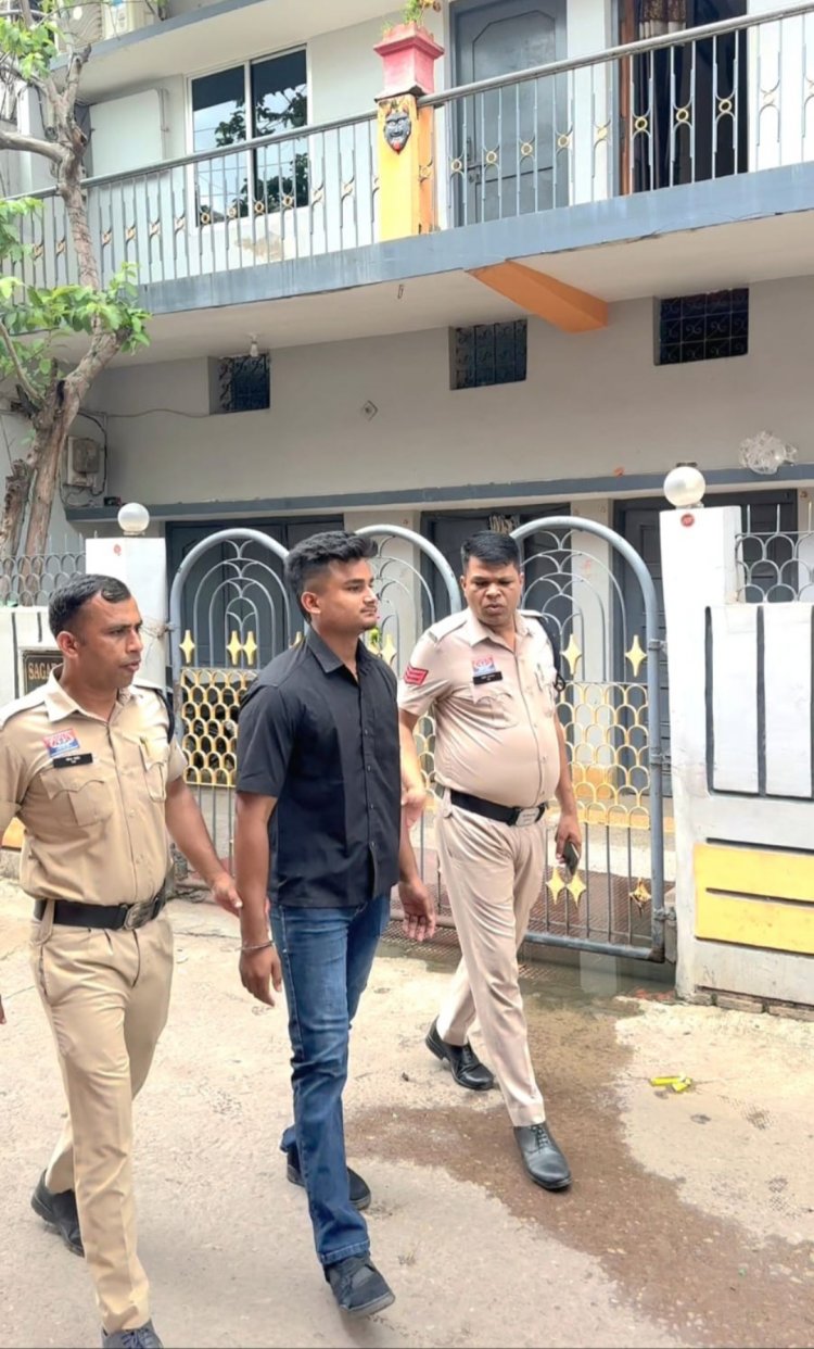 मुख्यमंत्री विष्णु देव साय के आगमन पर युवा कांग्रेस-NSUI का हल्ला बोल, पुलिस ने की कार्रवाई