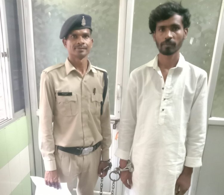 गंडई से चाकू सप्लायर गिरफ्तार, दुर्ग पुलिस की बड़ी कार्रवाई