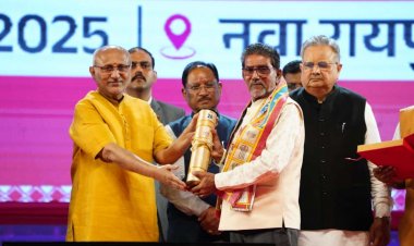 छत्तीसगढ रजत महोत्सव-2025 : उप राष्ट्रपति सीपी राधाकृष्णन ने छत्तीसगढ़ के 34 अलंकरण से 37 विभूतियों एवं 4 संस्थाओं को किया सम्मानित