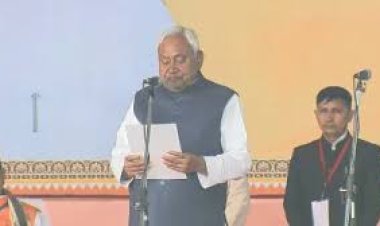 नीतीश ने 10वीं बार ली मुख्यमंत्री पद की शपथ, गांधी मैदान बना गवाह