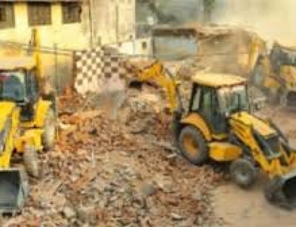 छत्तीसगढ़ में अब बिना सुनवाई के नहीं चलेगा प्रशासन का बुलडोजर, अवैध निर्माणों के खिलाफ कार्रवाई के नियमों में ये बड़े बदलाव