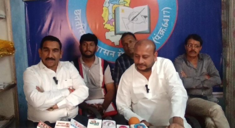 “पटवारी आईडी हैक कर जमीन ट्रांसफर! शैलेश जैन का दावा, निखिल द्विवेदी बोले—यह गंभीर भ्रष्टाचार है”