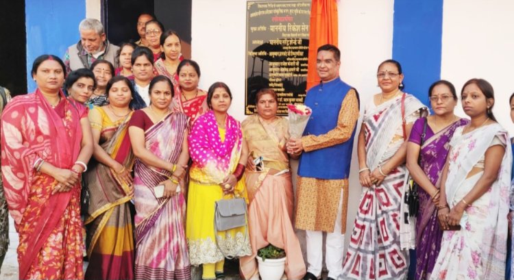 विधायक रिकेश की पहल पर अम्बेडकर भवन का हुआ कायाकल्प, समाज ने जताया आभार 