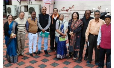 बंगीय साहित्य संस्था के 'कॉफी विद साहित्यिक विचार-विमर्श अड्डा' में शामिल हुए लेखक