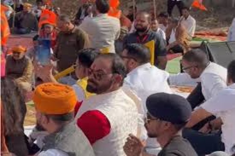 राजगीत का अपमान: करणी सेना की महापंचायत बिना अनुमति, बैठे रहे सभी लोग