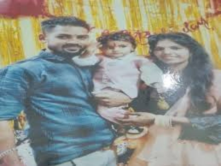 खम्हारडीह में पत्नी की हत्या कर ट्रेन के सामने कूदा पति