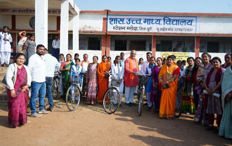 शिक्षा सिर्फ नौकरी नहीं देती बल्कि सही सोच व सही दिशा भी देती है:  विधायक ललित चंद्राकर 