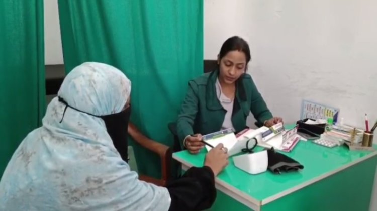 स्वास्थ्य शिविर में नि:शुल्क जांच के साथ दी दवाएं भी