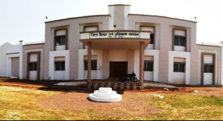 बोर्ड परीक्षाओं के चलते शिक्षकों से जुड़े सभी प्रशिक्षण स्थगित,एससीईआरटी का निर्देश मिलने पर होगा आगामी प्रशिक्षण