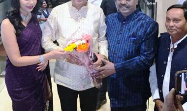 बीएसपी के सीएमओ डाक्टर उदय की मूवी ‘रमाई’ रिलीज, दर्शकों का मिल रहा प्यार,उदय ने डॉ. अम्बेडकर तो उनकी पत्नी प्रेरणा धाबर्डे ने निभाई है माता रमाई की भूमिका