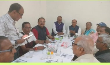 बांग्ला रचनाकारों ने किया काव्य पाठ,बंगीय साहित्य संस्था का कॉफी विद साहित्यिक विचार-विमर्श अड्डा-114 संपन्न