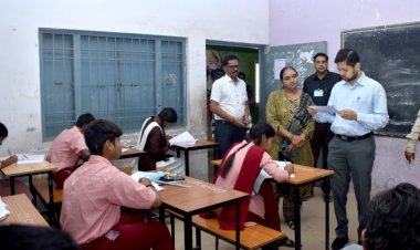 हाईस्कूल बोर्ड परीक्षा का कलेक्टर ने किया आकस्मिक निरीक्षण,परीक्षा केन्द्रों में पानी, बिजली के समुचित प्रबंध करने के दिये निर्देश