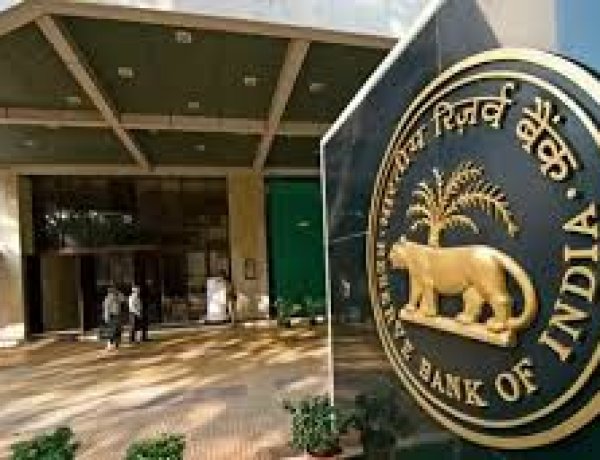 खास मौकों पर नहीं होगी लोन की वसूली, रिकवरी एजेंटों की बदतमीजी पर बैंक होंगे जिम्मेदार: RBI