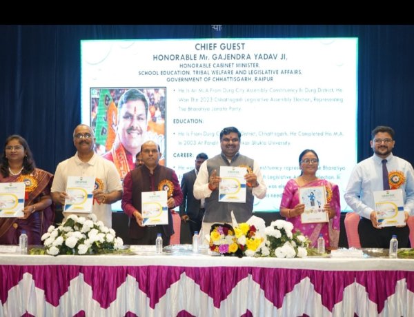 शासकीय नर्सिंग कॉलेज, दुर्ग के एक दिवसीय अंतरराष्ट्रीय कॉन्फ्रेंस में दिन भर चला मंथन का दौर, सम्मानित किए गए मेधावी स्टूडेंट