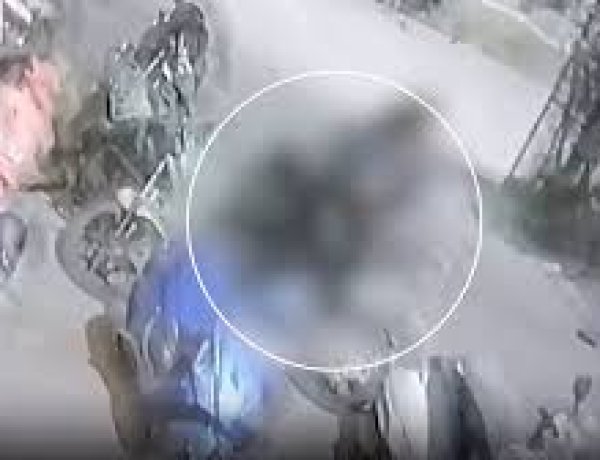 रायपुर में नाइजीरियन युवक-युवती की अश्लील हरकत, पार्किंग में हो गए शुरू..