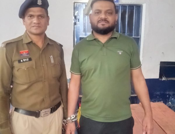 भारत vs साउथ अफ्रीका मैच पर लग रहा था दांव, फरार आरोपी सहित 3 चढ़े पुलिस के हत्थे