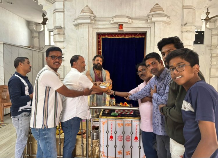 शहर में निकलेगी पहली बार फाल्गुन एकादशी पर खाटू धाम जैसी निशान यात्रा नगर के सभी देवी देवताओं को मंदिर जाकर निशान यात्रा का आमंत्रण पत्र भेंटकर किया गया आमंत्रित 