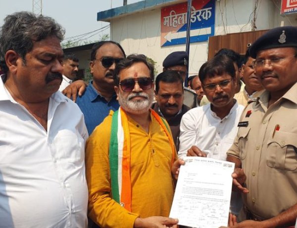 “जब विधायक ही सुरक्षित नहीं…” रिकेश सेन के आरोपों पर कांग्रेस का बड़ा हमला, सुपेला थाने में सौंपा ज्ञापन