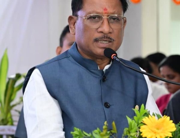 बिलासा देवी केवट एयरपोर्ट अब 24x7: पहली रात्री उड़ान से रायपुर रवाना हुए CM साय