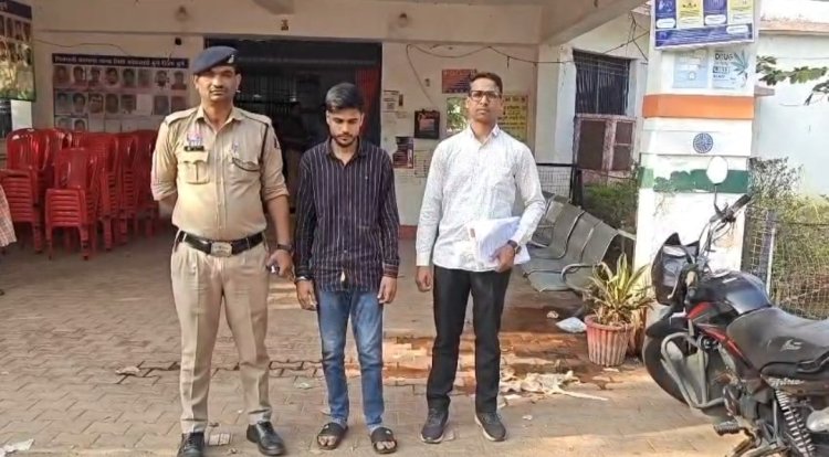 दुर्ग :  तकियापारा गुज्जर धर्मशाला के पास सट्टा रेड, युवक गिरफ्तार