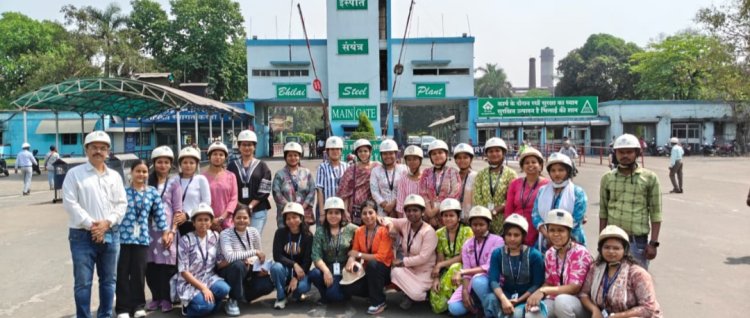नर्सिंग स्टूडेंट ने देखा भिलाई इस्पात संयंत्र,सुरक्षा उपायों के साथ जानकारी ली उत्पादन प्रक्रिया की, विभिन्न इकाईयों को देखा घूम-घूम कर