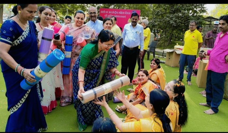 दादा-दादी पार्क में महिला शक्ति का सम्मान: महापौर अलका बाघमार की मौजूदगी में हुआ भव्य आयोजन