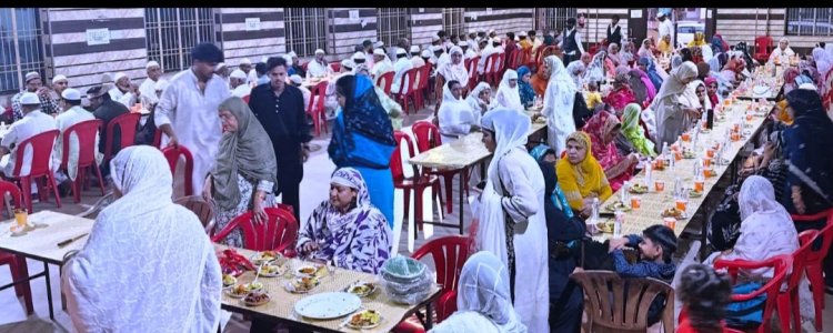 रोजा-इफ्तार में की गई अमन की दुआएं