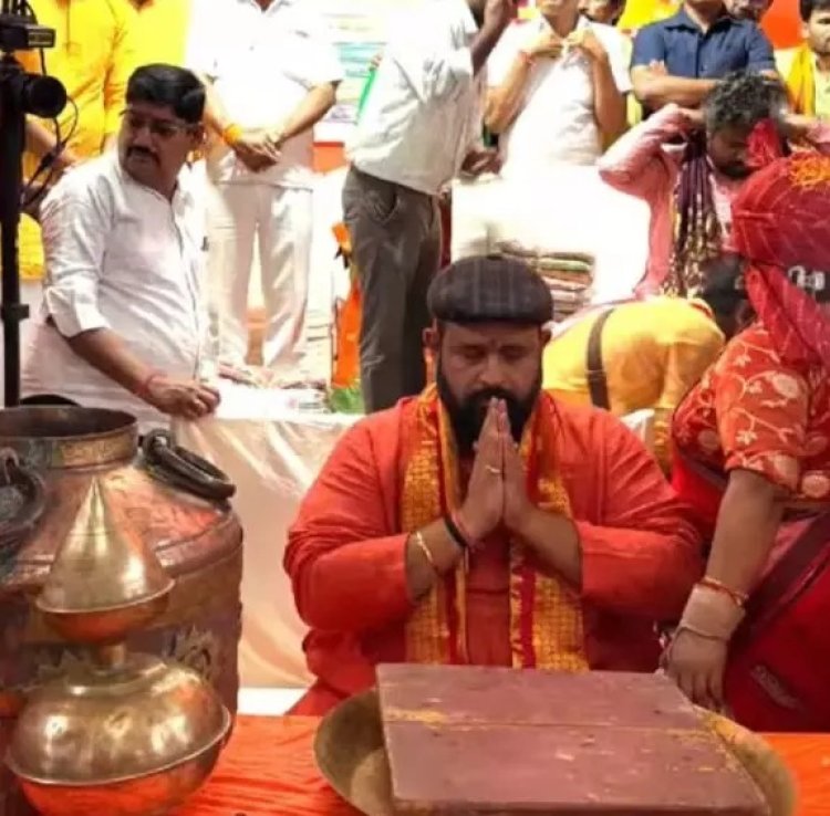 सक्ति में 610 लोगों की ‘घर वापसी’, वैदिक अनुष्ठानों के साथ हुआ भव्य आयोजन