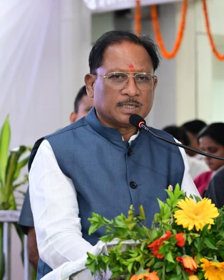 बिलासा देवी केवट एयरपोर्ट अब 24x7: पहली रात्री उड़ान से रायपुर रवाना हुए CM साय