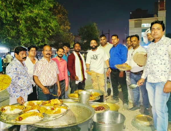 अंबेडकर जयंती पर भिलाई में सेवा का संदेश, वंचितों को कराया गया भोजन