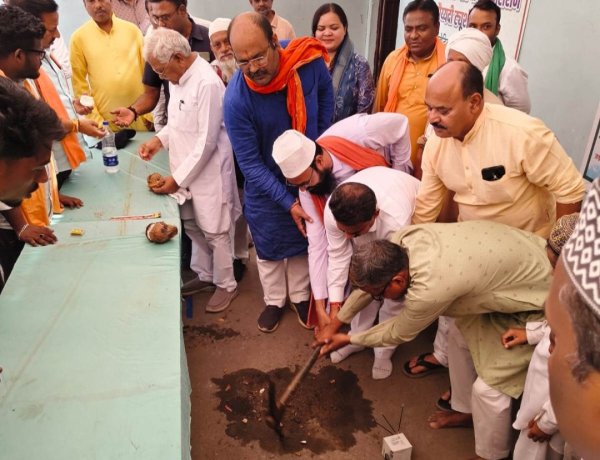 विधायक की पहल: मदरसे में निर्माण कार्य के साथ प्रतिभाओं का सम्मान