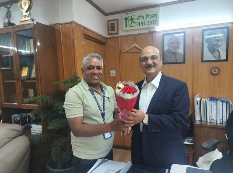 सीएमडी का अतिरिक्त प्रभार संभालते ही के.के. सिंह का हुआ स्वागत, बृज बिहारी मिश्र ने किया सम्मान