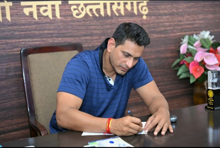 दुर्ग में केमिकल उद्योगों का विवाद गहराया: विरोधाभासी जवाब पर देवेंद्र यादव ने EOW को लिखा पत्र