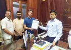 नवीन ट्रेड लाइसेंस व्यवस्था पर व्यापारियों ने रखा सुझाव, जिलाधीश को सौंपा ज्ञापन
