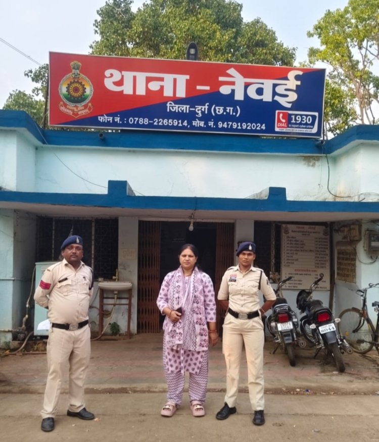 केयर टेकर ने बुजुर्ग दंपत्ति के खाते से निकाले 40 हजार रुपये, नेवई पुलिस ने किया गिरफ्तार