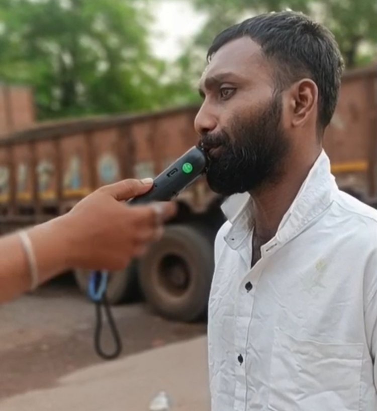 उर्सपाक में नो एंट्री तोड़कर घुसे नशे में ट्रक चालक पर बड़ी कार्रवाई,सीजेएम कोर्ट ने लगाया ₹22 हजार जुर्माना, यातायात पुलिस ने दिया सख्त संदेश