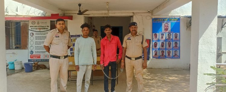 इंस्टाग्राम में दबंगई दिखाना पड़ा भारी: धारदार हथियार के साथ पोस्ट करने वाले दो आरोपी जेल भेजे गए