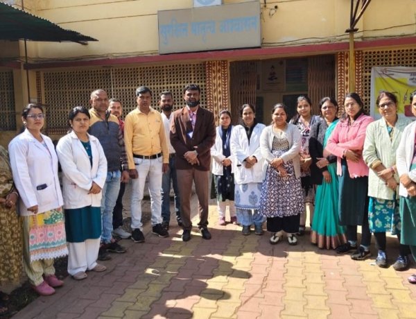8वें वेतन आयोग से पहले स्वास्थ्य कर्मियों ने उठाई वेतन विसंगति दूर करने की मांग