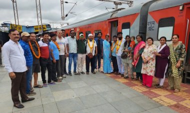 दुर्ग से श्री अमरनाथ यात्रा के लिए श्रद्धालुओं का जत्था रवाना