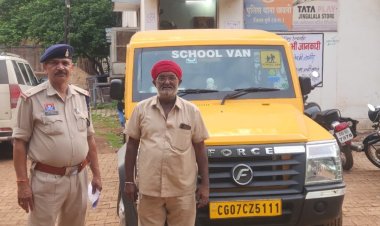 तेज रफ्तार और लापरवाही से स्कूल वाहन चलाना पड़ा भारी, 4 वर्षीय मासूम को गिराकर घायल करने वाला चालक गिरफ्तार