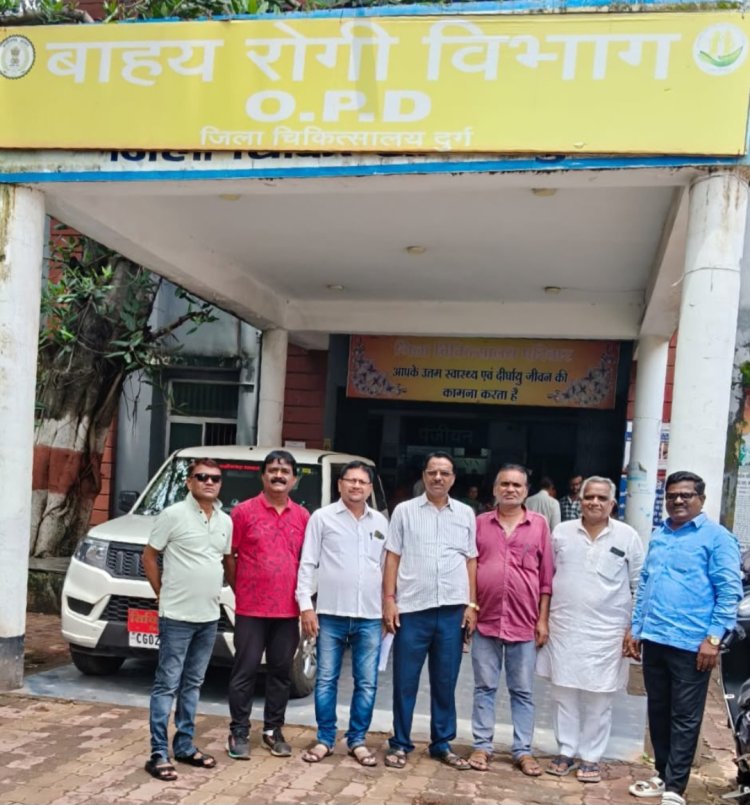 ओपीडी में लंबी कतारें, डॉक्टर गायब; जिला अस्पताल की बदहाली पर कांग्रेस का हमला