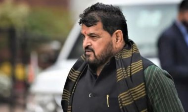 महिला पहलवान केस में बड़ा मोड़: बृजभूषण शरण सिंह बरी, विनेश फोगाट ने फैसले पर जताई नाराजगी