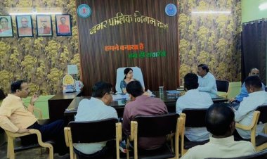 हरेली तिहार पर दुर्ग निगम की बड़ी पहल, शहर में चलेगा वृहद पौधारोपण अभियान न्यू कृषि मंडी से होगी शुरुआत, महापौर ने तैयारियों की समीक्षा कर दिए आवश्यक निर्देश