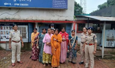 सिविक सेंटर भिलाई के जयंती स्टेडियम में शिवमहापुराण कथा के दौरान पुलिस की सतर्कता, संदिग्ध रूप से घूम रही 7 महिलाओं पर प्रतिबंधात्मक कार्रवाई