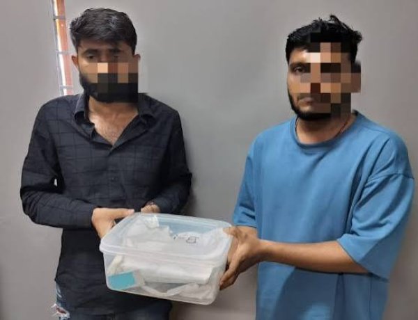 रायपुर से नागपुर के बीच दुरंतो एक्सप्रेस में आरपीएफ की बड़ी कार्रवाई, 7 सोने के बिस्किट और एक छड़ समेत 1.242 किलो विदेशी सोना जब्त