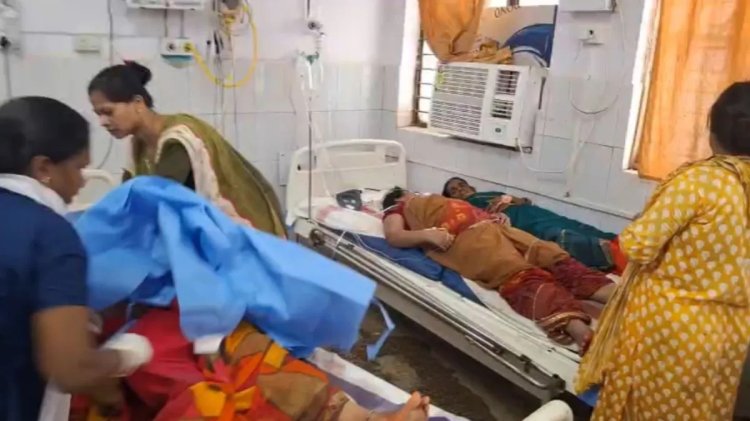 लखीसराय के ऐतिहासिक अशोक धाम मंदिर में भगदड़ से मचा हड़कंप, ट्रेन आने और बिजली पोल गिरने के बाद फैली अफवाह; 8 महिलाओं की मौत