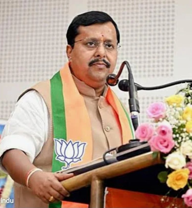 नितिन नवीन की नई टीम का ऐलान, वसुंधरा राजे और स्मृति ईरानी को बड़ी जिम्मेदारी; पीयूष गोयल बने राष्ट्रीय कोषाध्यक्ष